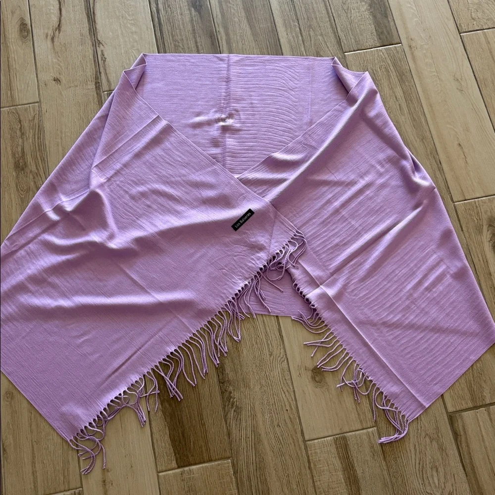 Lavender Fringe Shawl Wrap NWOT - Picture 3 of 3